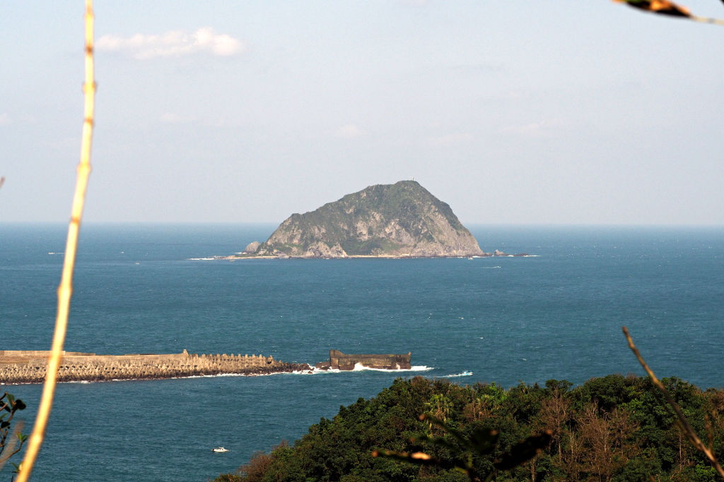 Blick auf Keelung Island vom Wanderweg