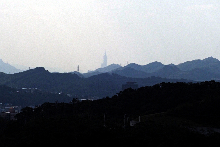 Blick auf den Taipei 101 vom Fort aus