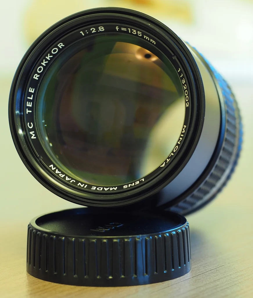 A beautiful lens from East Germany: Carl Zeiss Jena Tessar 80mm f