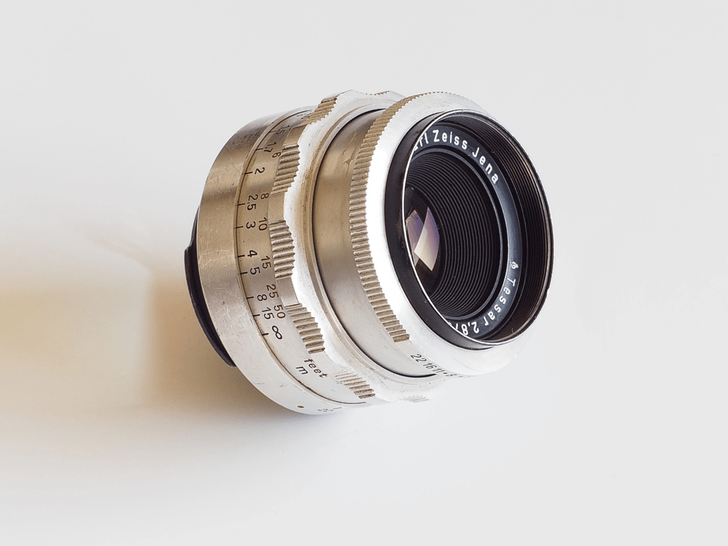 Carl Zeiss Jena Tessar 50mm f/2.8 lens