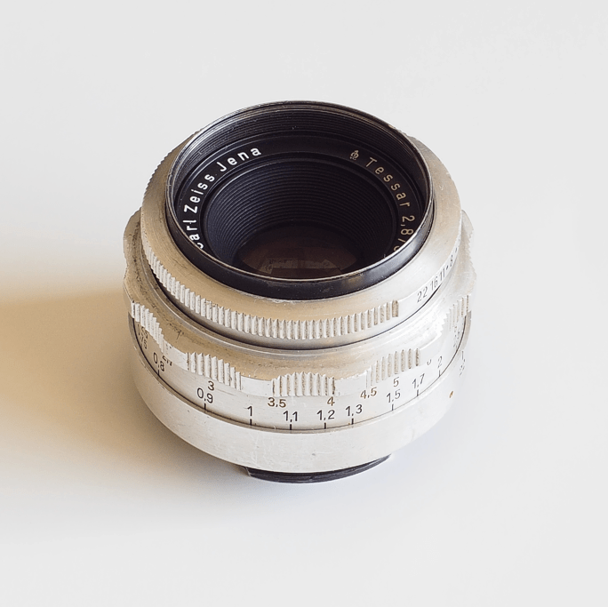 A simple, yet fantastic lens: Carl Zeiss Jena Tessar 50mm - Alex