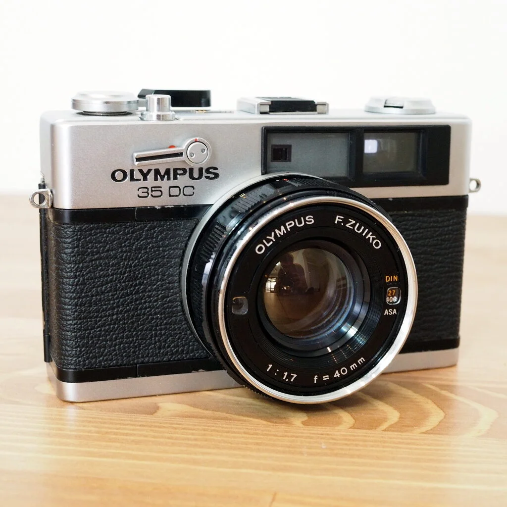 Olympus 35 DC front view