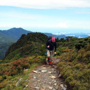 hike to Jiaming Lake